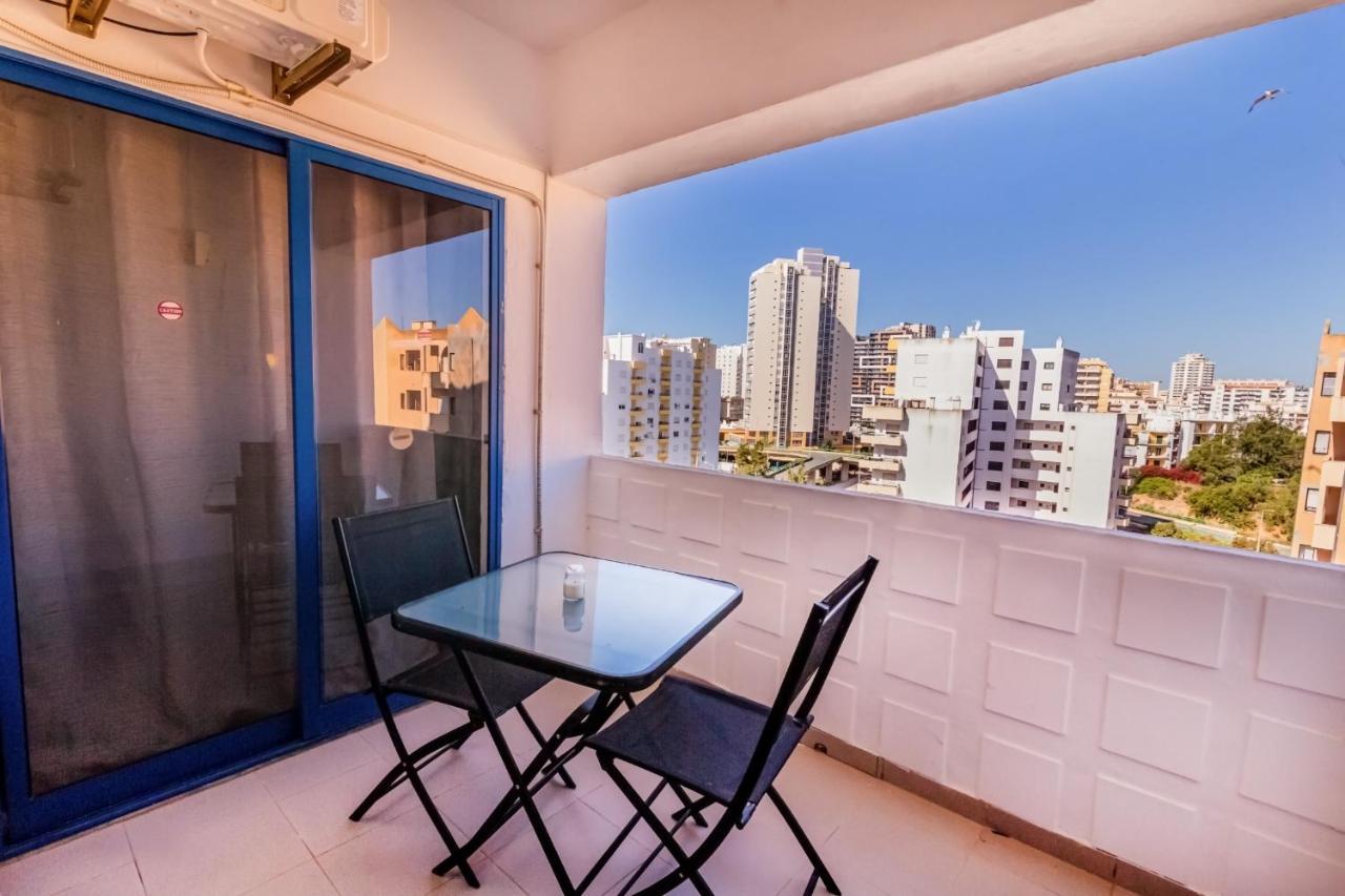 Apartment In Praia Da Rocha With A-C, Terrace In Portimão Eksteriør bilde
